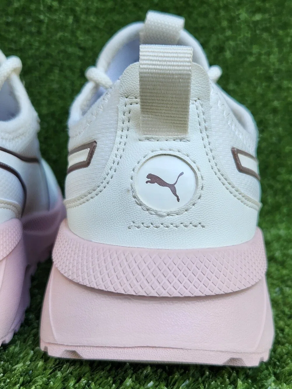 Puma Pacer Future Rose/Cream Size 4 Big Girls Youth SoftFoam Comfort Sneakers